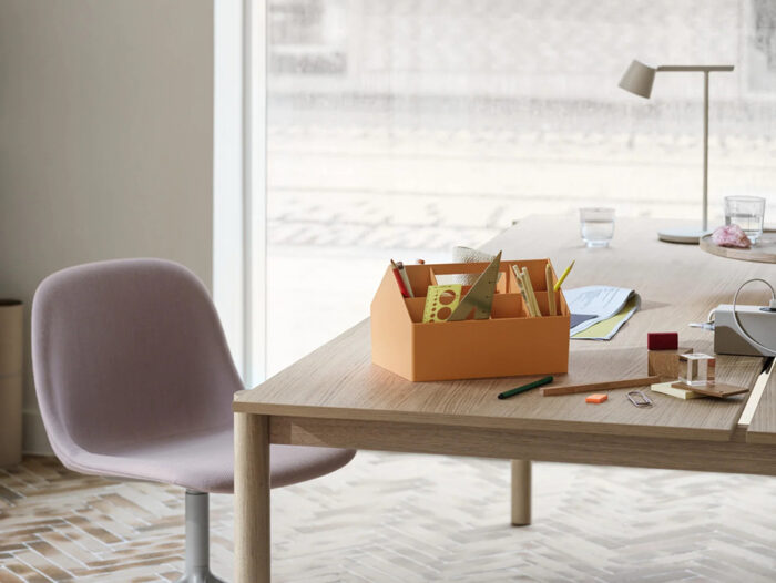 17110-en-fiber-side-chair-swivel-base-twill-weave-620-linear-system-table-oak-sketch-toolbox-burnt-orange-tip-table-lamp-wide-org